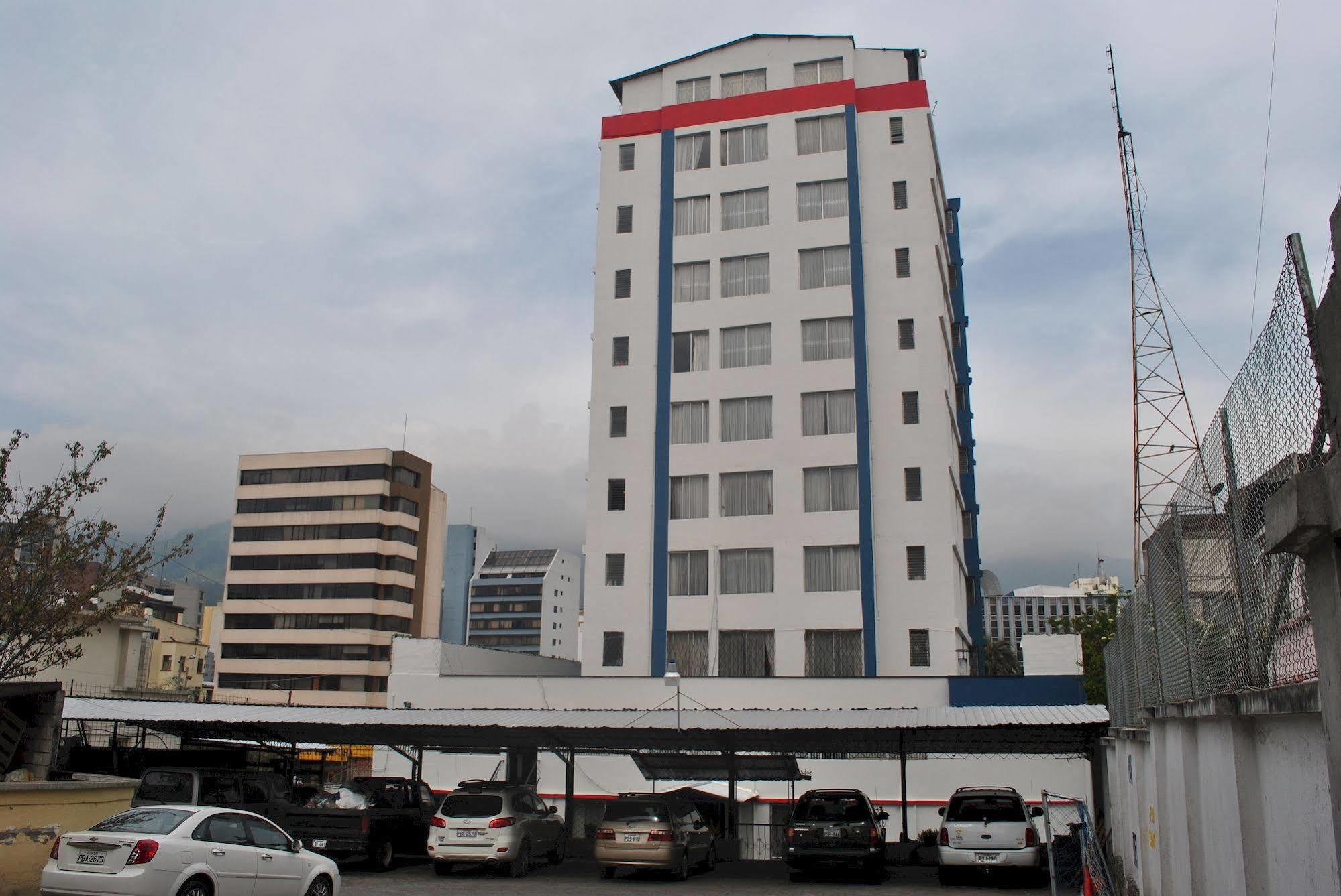 Hotel 6 De Diciembre Quito Exterior photo